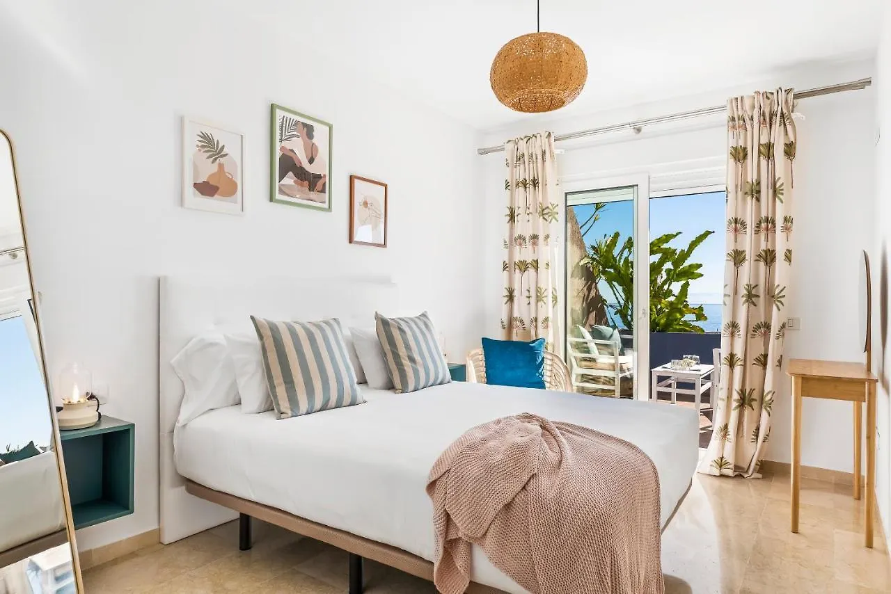 La Nea Beach Apartment Radazul